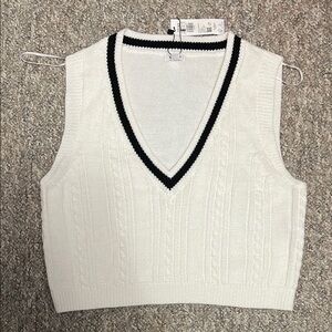 Garage Cropped Knit Vest Top